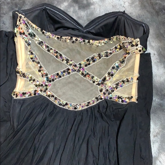 Dress - Picture 2 of 2